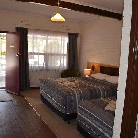 Angaston Vineyards Motel Bagian luar foto