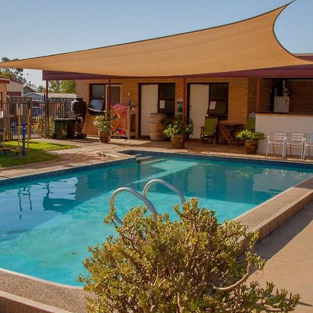 Angaston Vineyards Motel Bagian luar foto