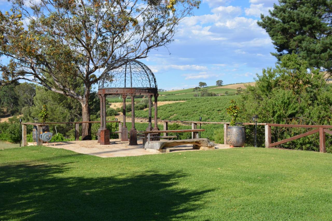 Angaston Vineyards Motel Bagian luar foto