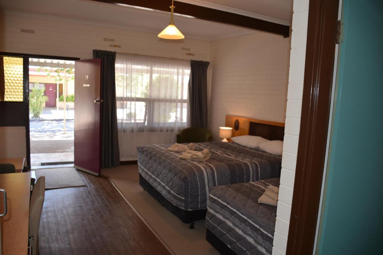 Angaston Vineyards Motel Bagian luar foto