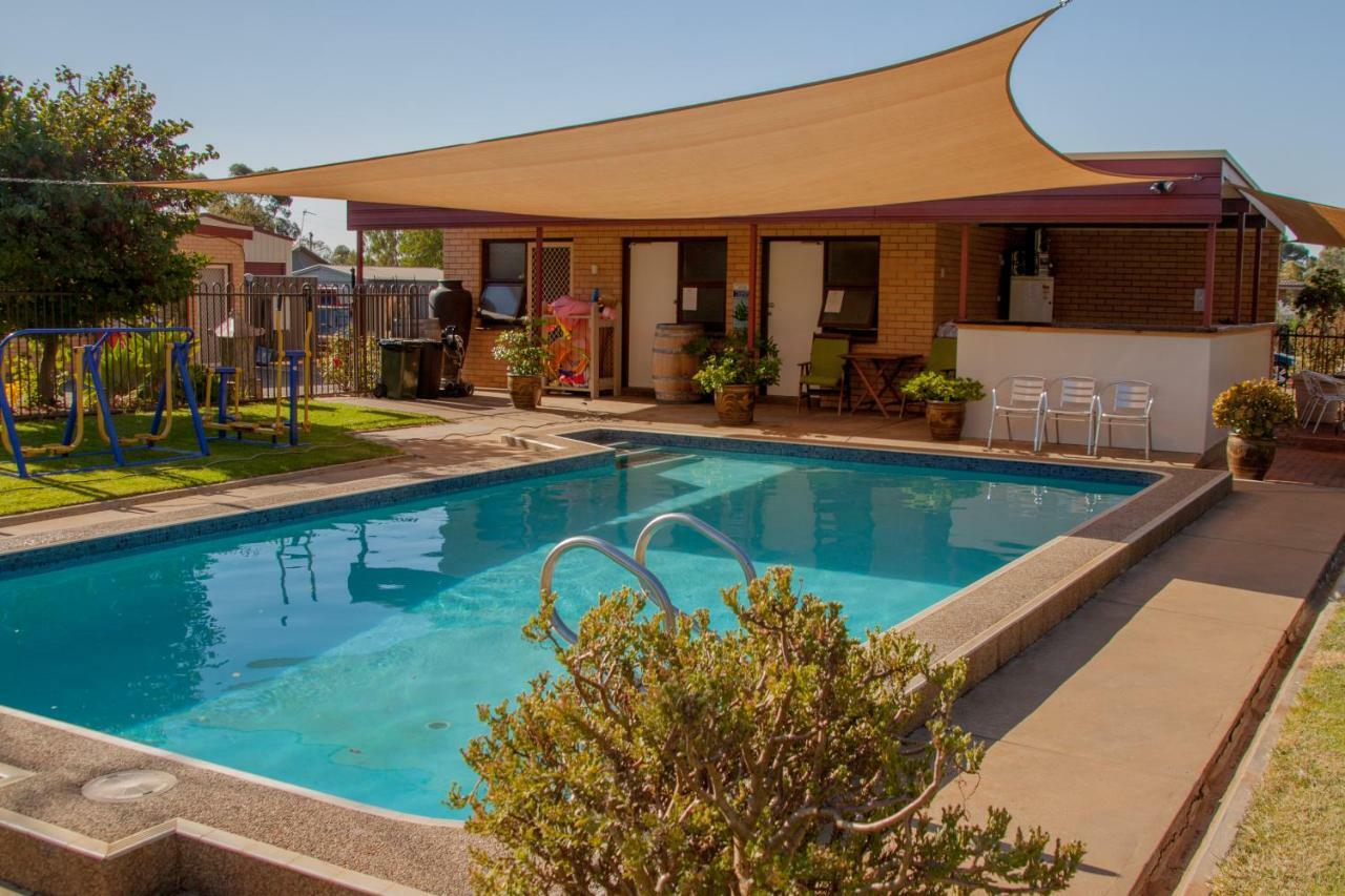 Angaston Vineyards Motel Bagian luar foto